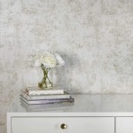 Tempaper Pearl Distressed Gold Leaf Removable Peel and Stick Wallpaper 20.5 in X 16.5 ft Made in the USA